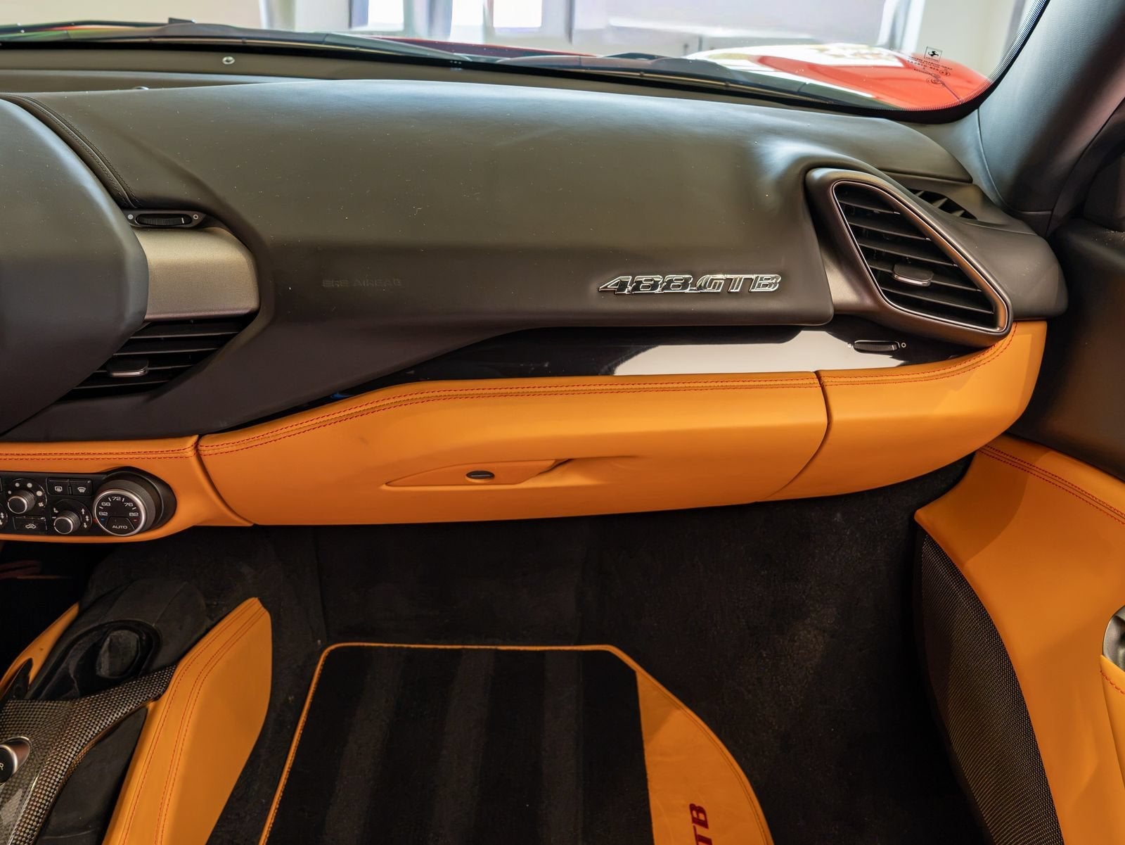 2017 Ferrari 488 GTB Base