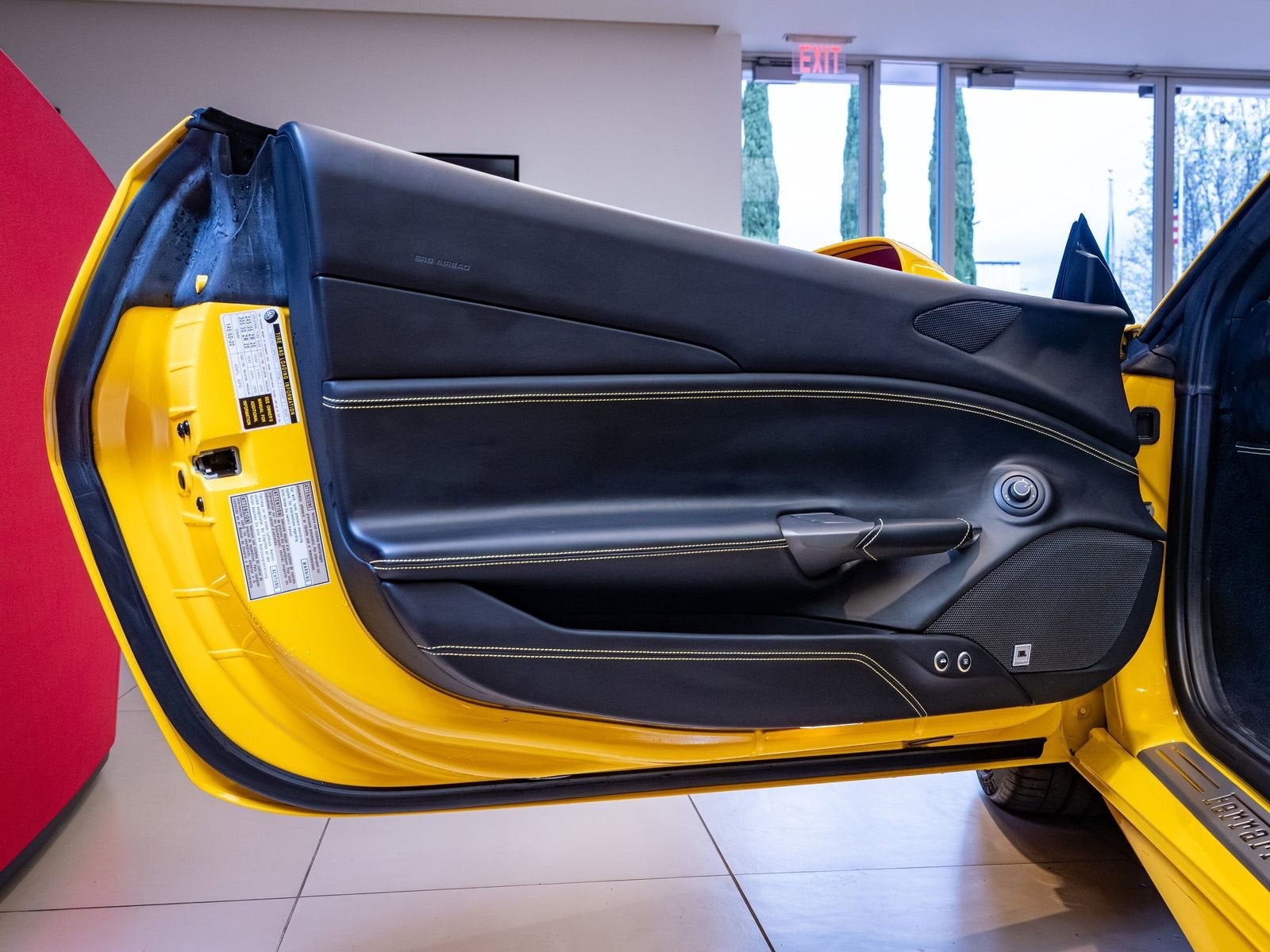 2019 Ferrari 488 Spider Base