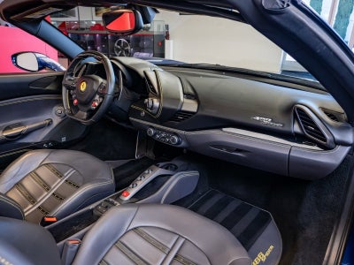 2017 Ferrari 488 Spider Base