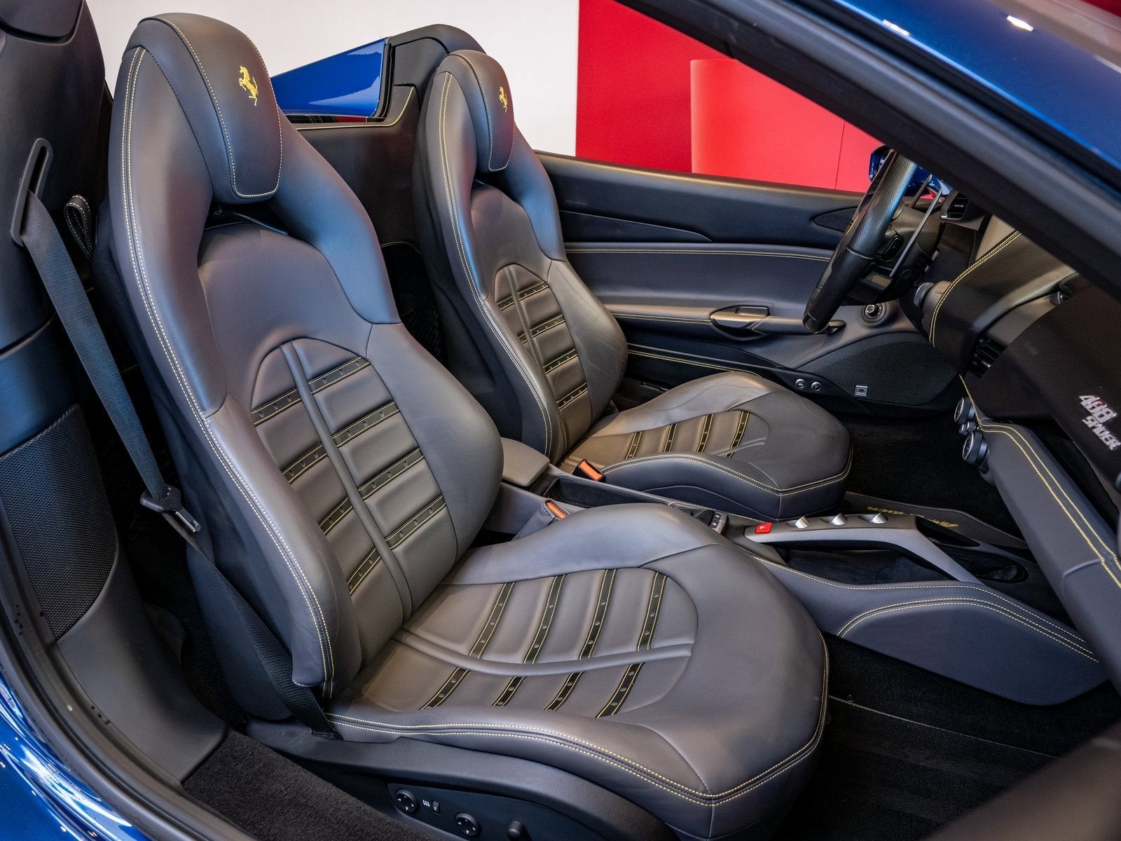 2017 Ferrari 488 Spider Base