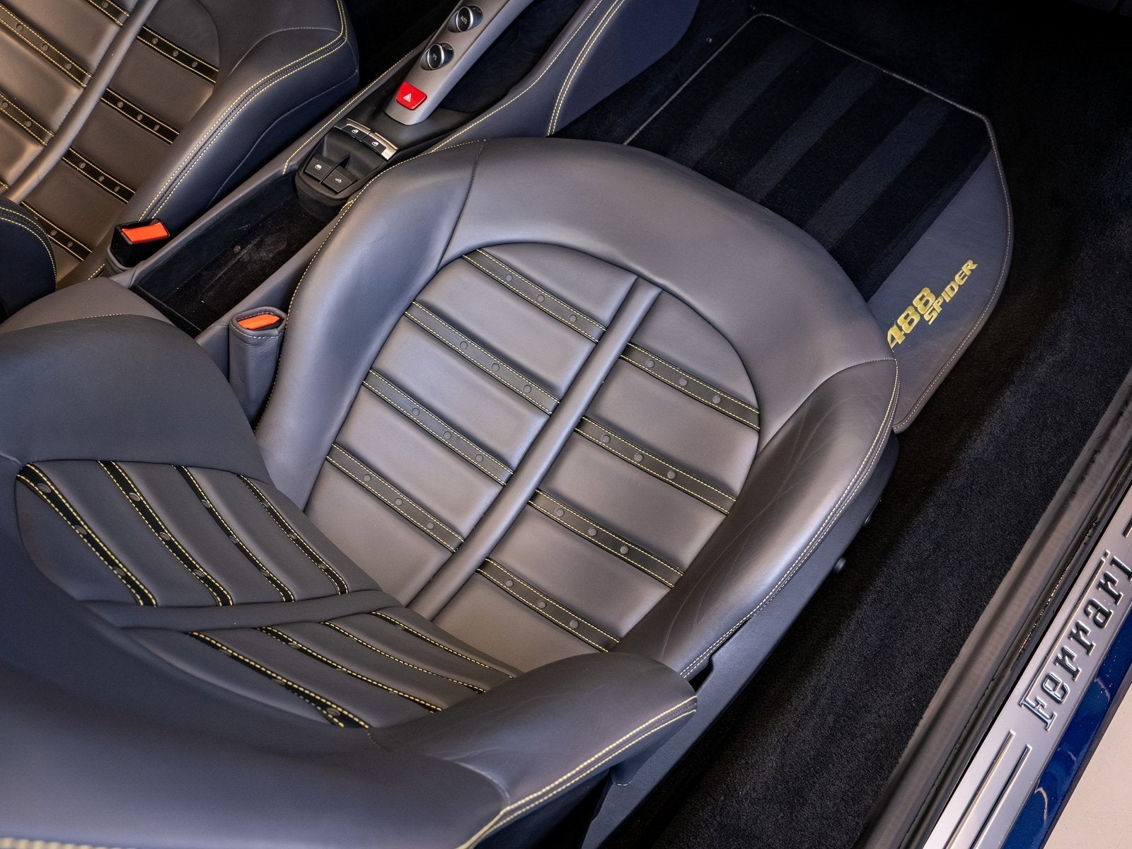 2017 Ferrari 488 Spider Base