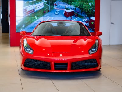 2016 Ferrari 488 Spider Base