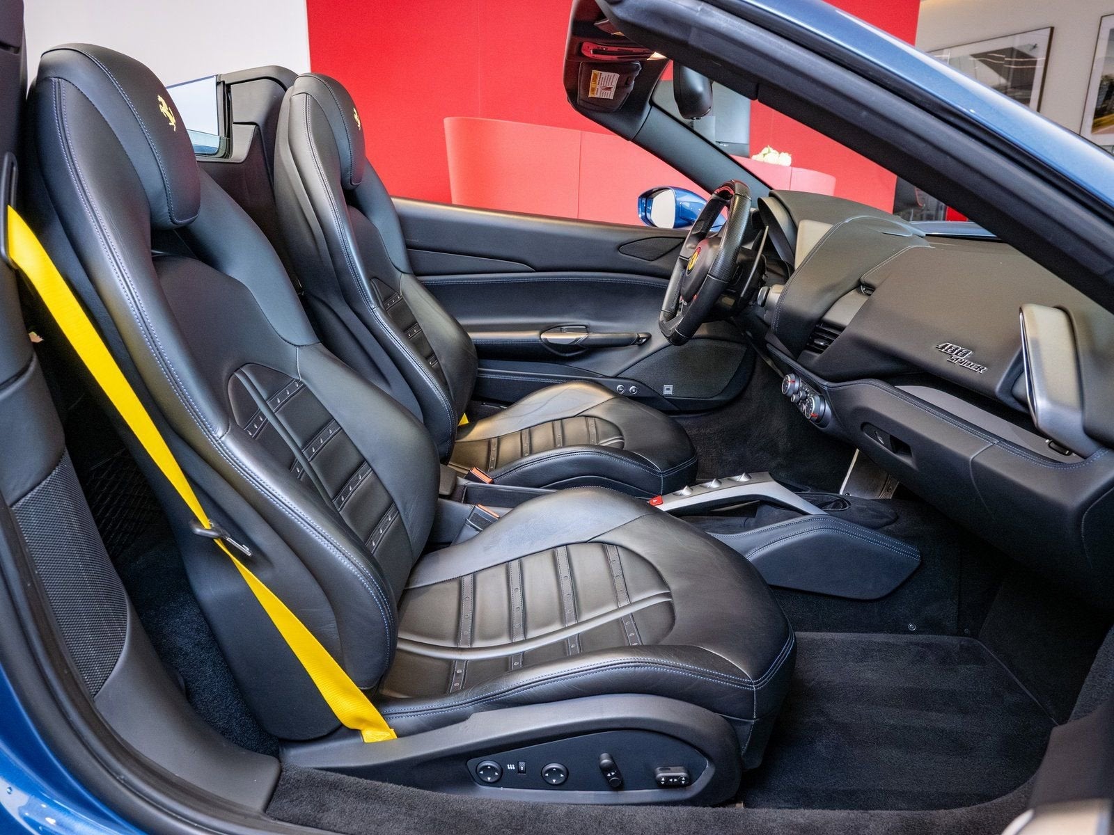 2017 Ferrari 488 Spider Base