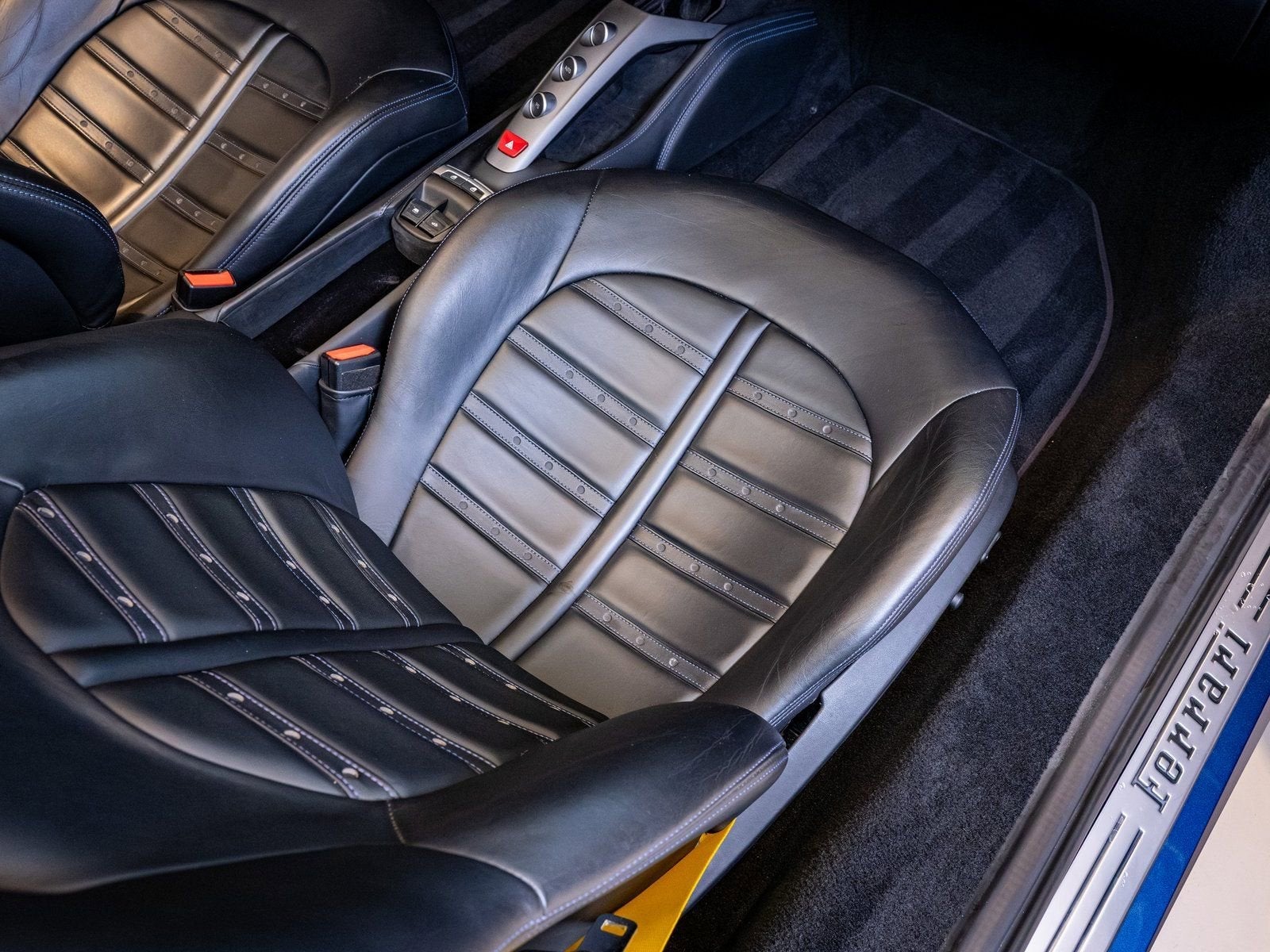 2017 Ferrari 488 Spider Base