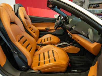 2018 Ferrari 488 Spider Base