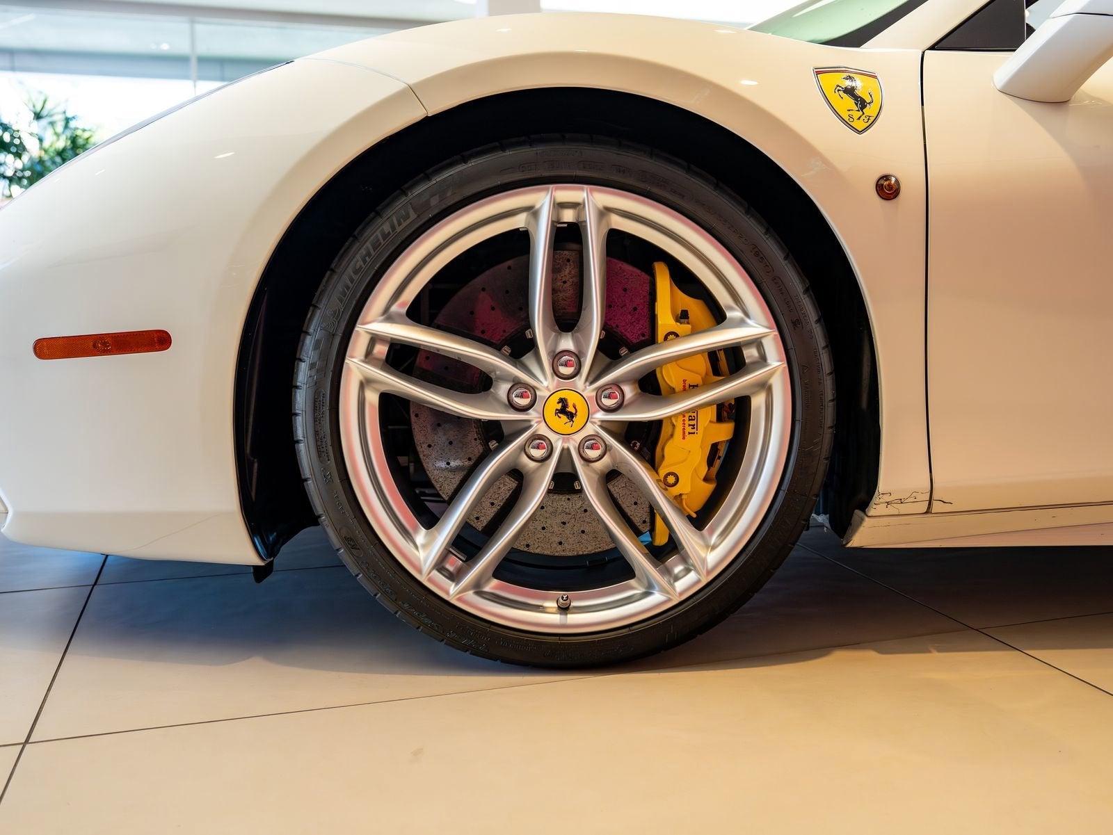 2018 Ferrari 488 Spider Base
