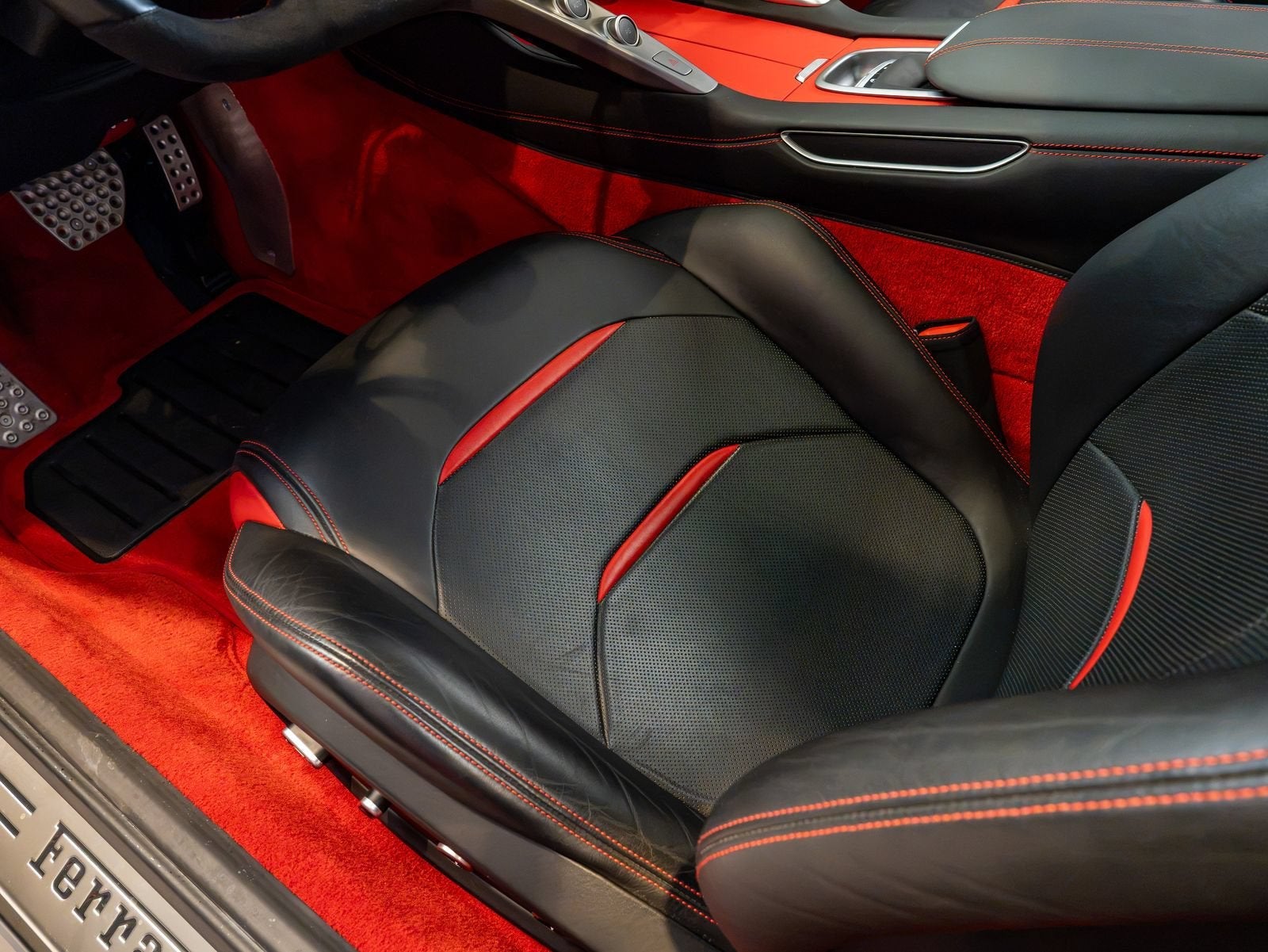 2017 Ferrari GTC4Lusso V12