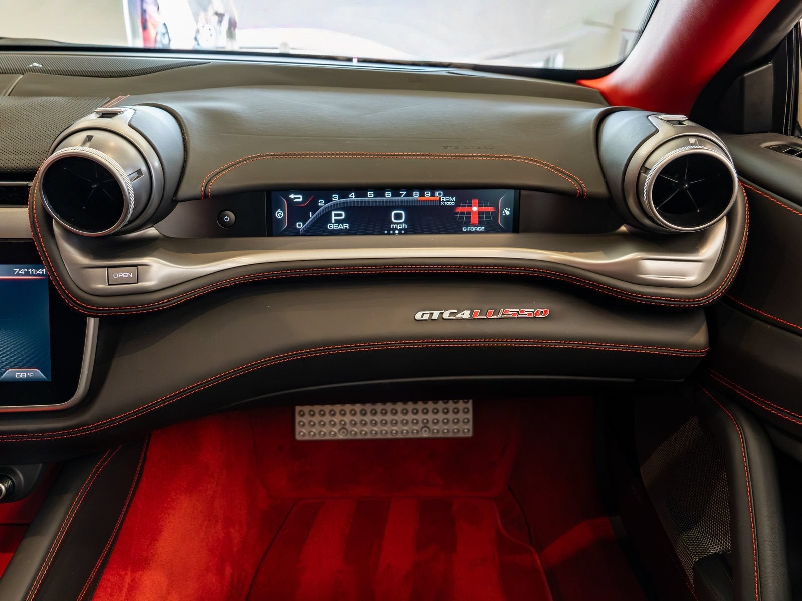 2017 Ferrari GTC4Lusso V12