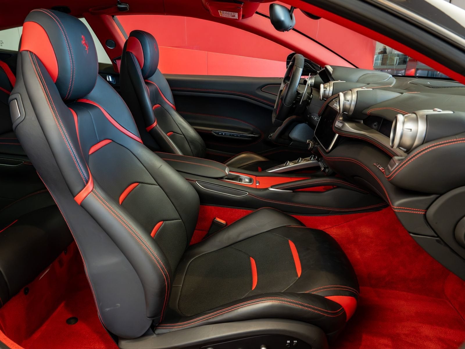 2017 Ferrari GTC4Lusso V12