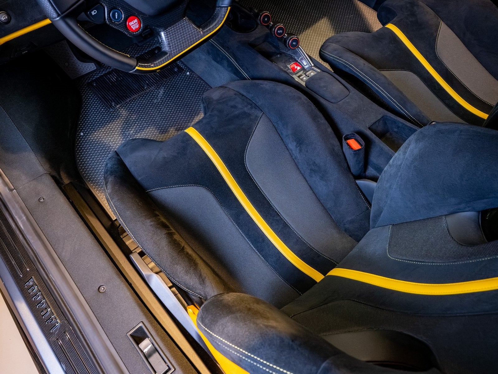 2020 Ferrari 488 Pista Base