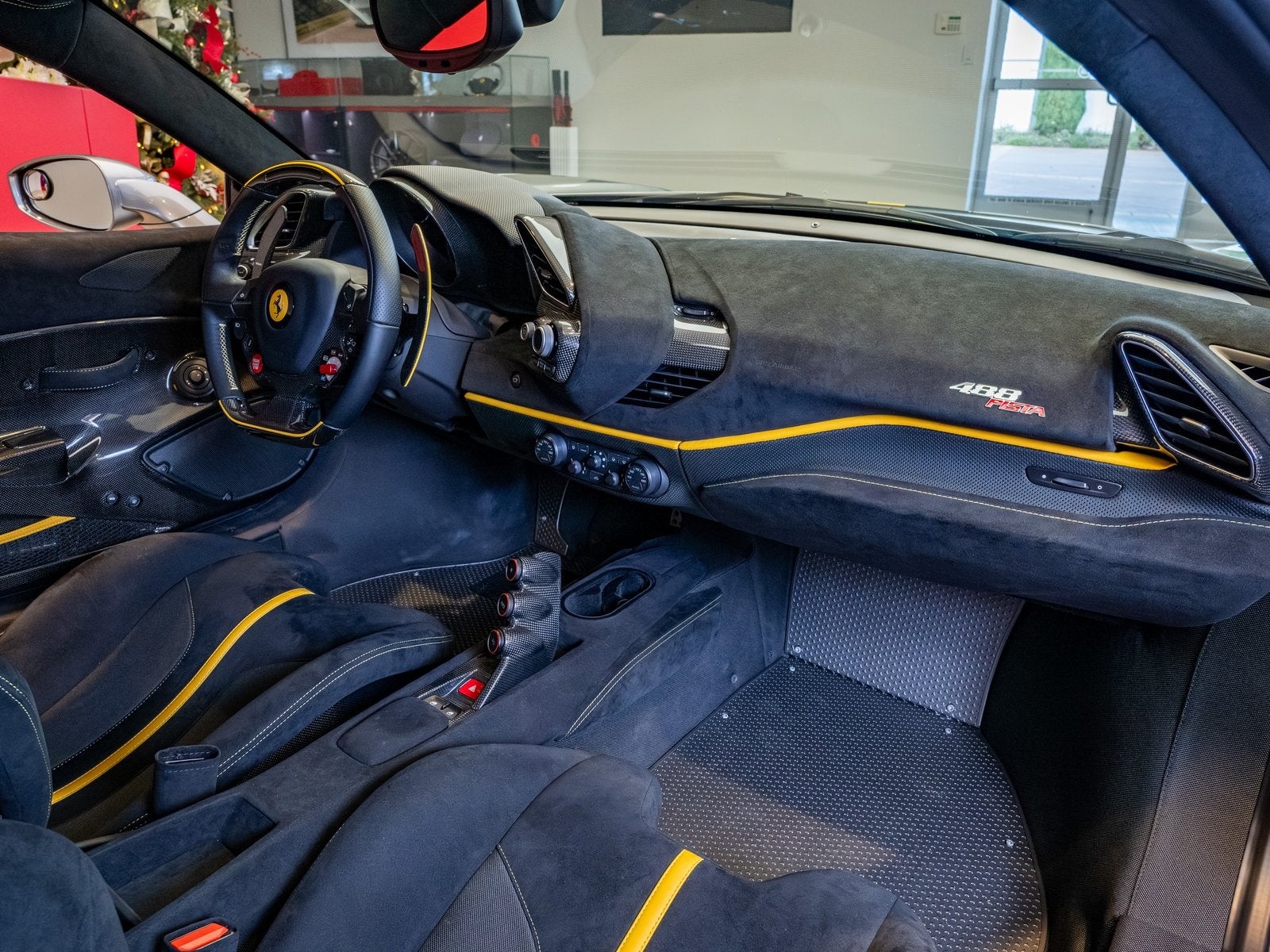 2020 Ferrari 488 Pista Base