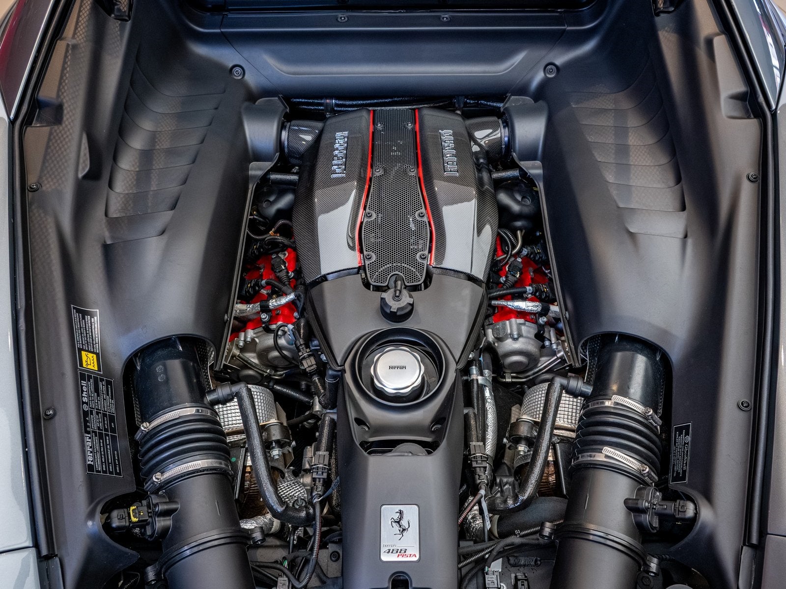 2020 Ferrari 488 Pista Base