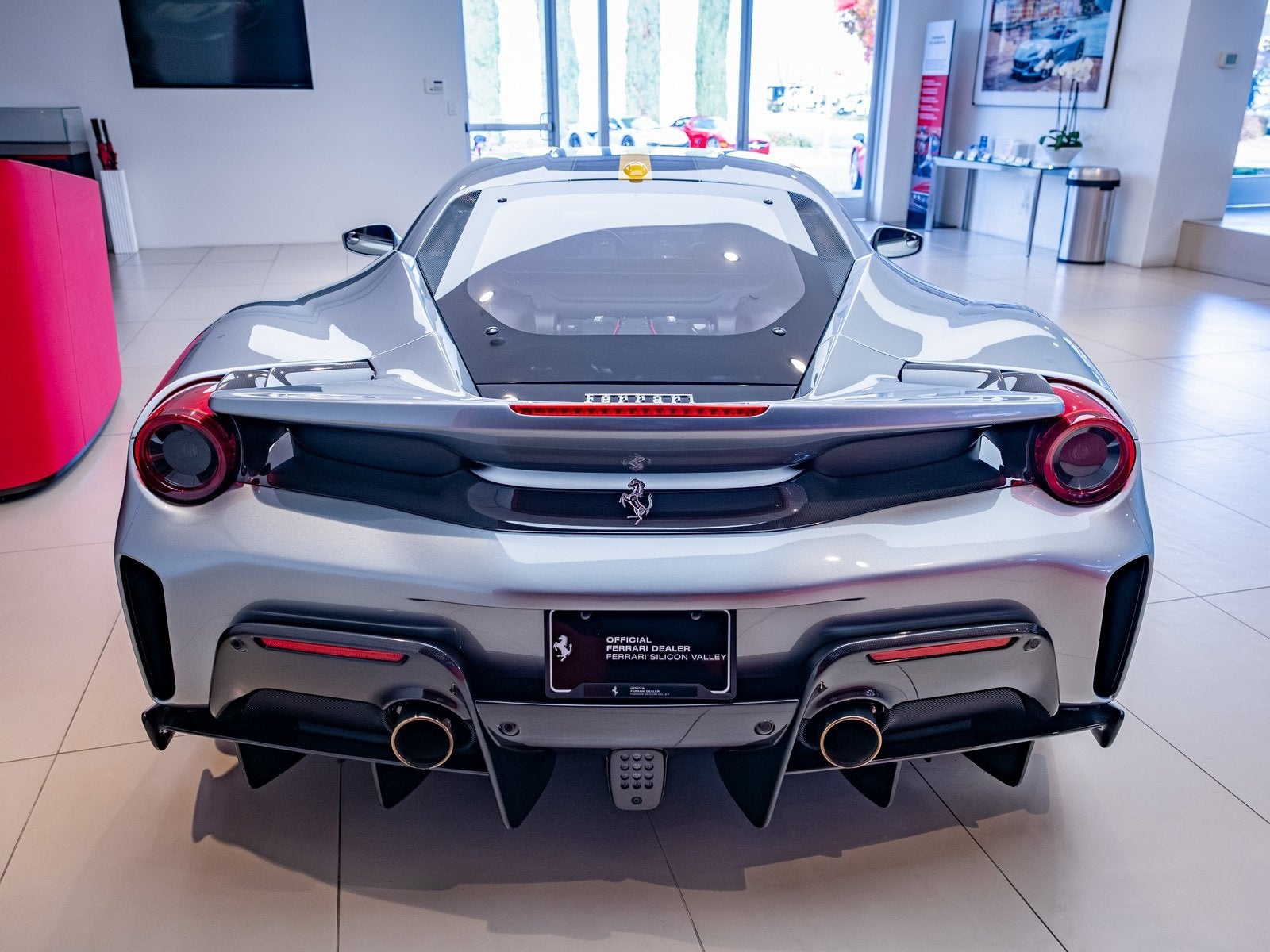2020 Ferrari 488 Pista Base