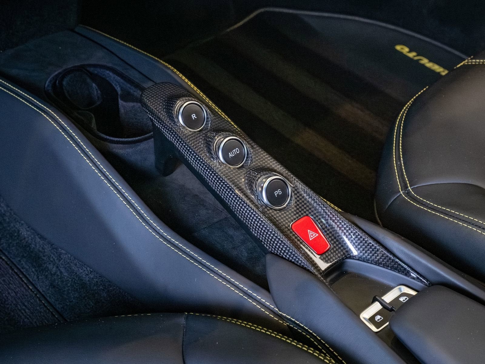 2021 Ferrari F8 Tributo Base