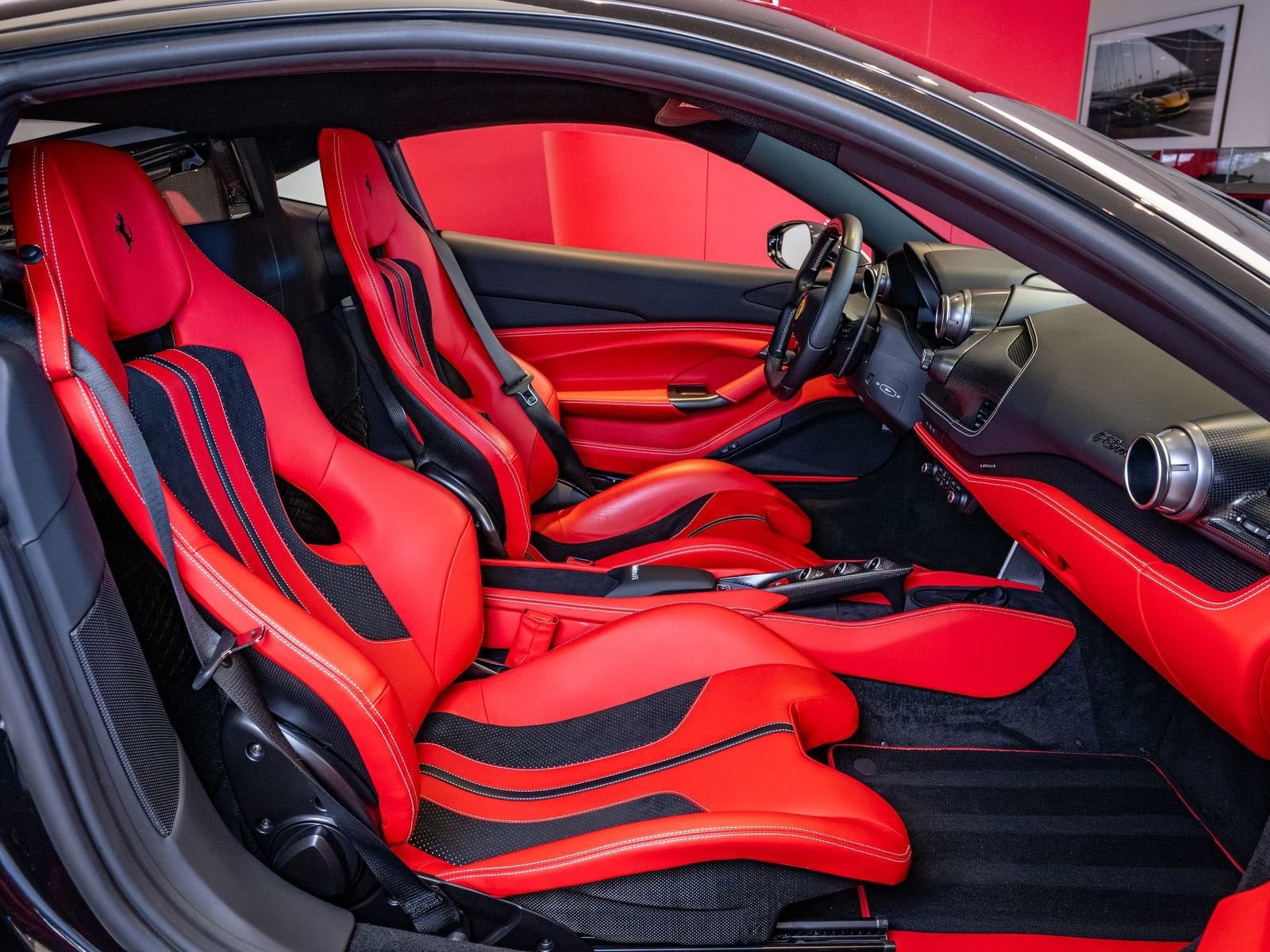 2021 Ferrari F8 Tributo Base