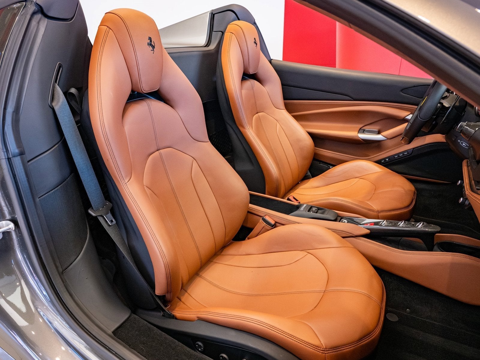 2021 Ferrari F8 Spider Base