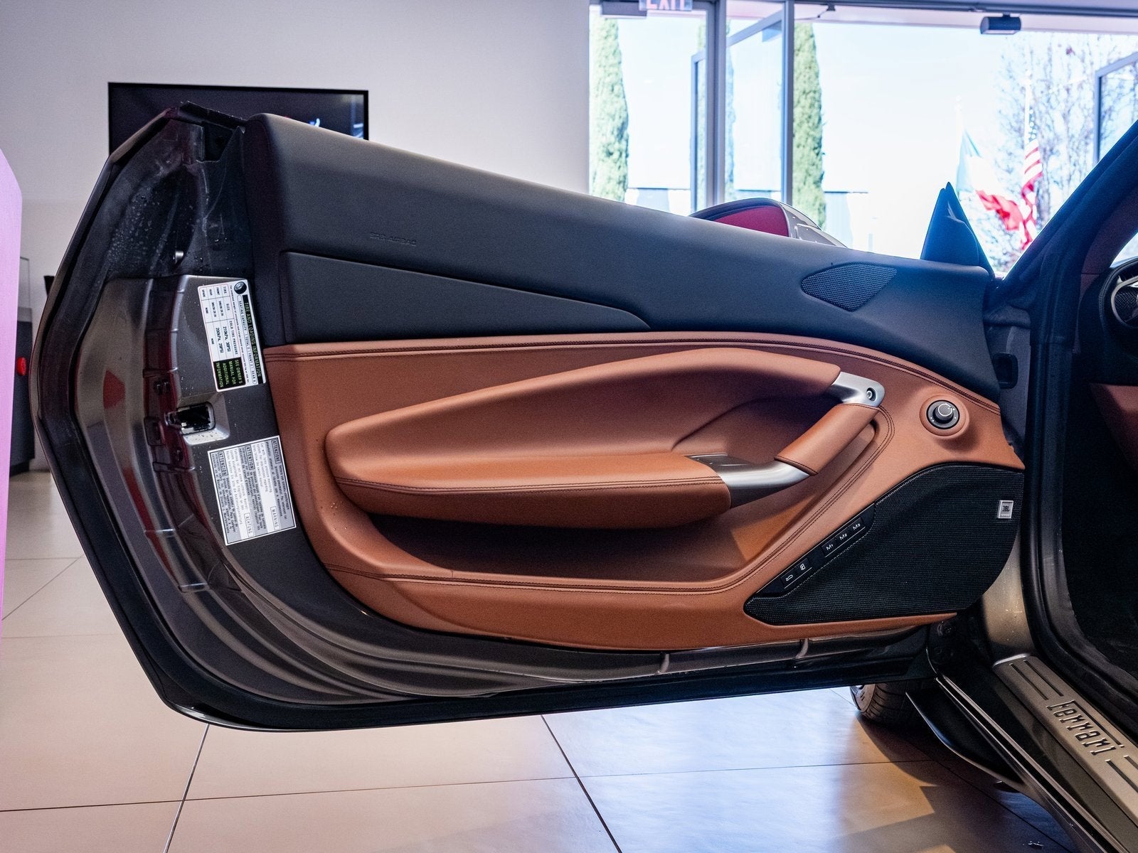 2021 Ferrari F8 Spider Base