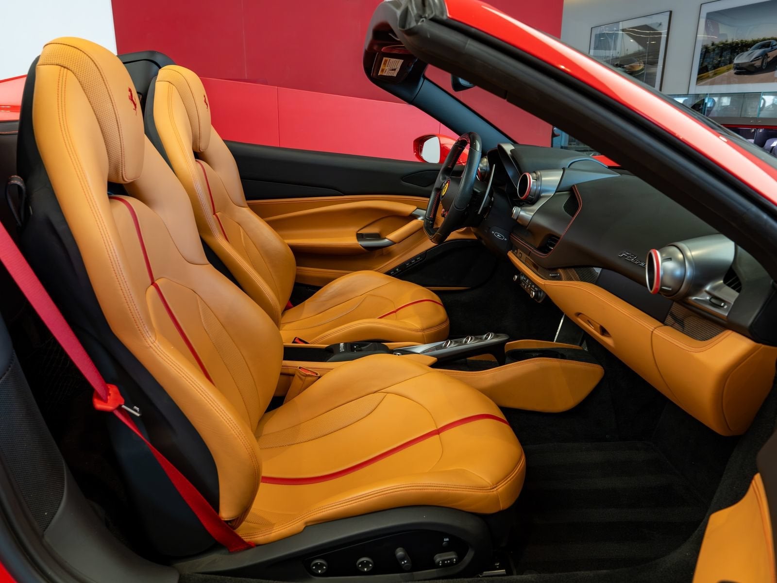 2021 Ferrari F8 Spider Base