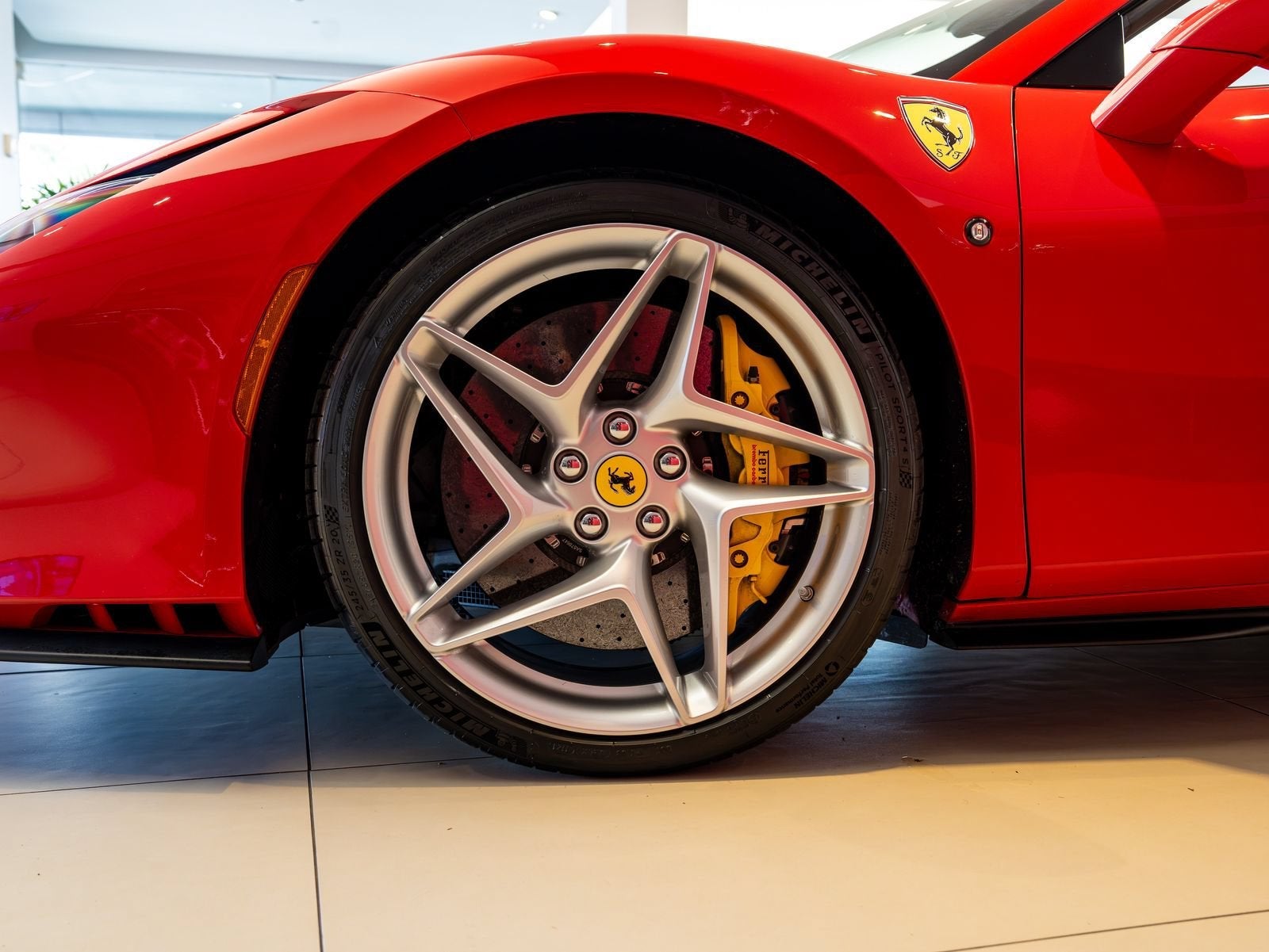 2021 Ferrari F8 Spider Base