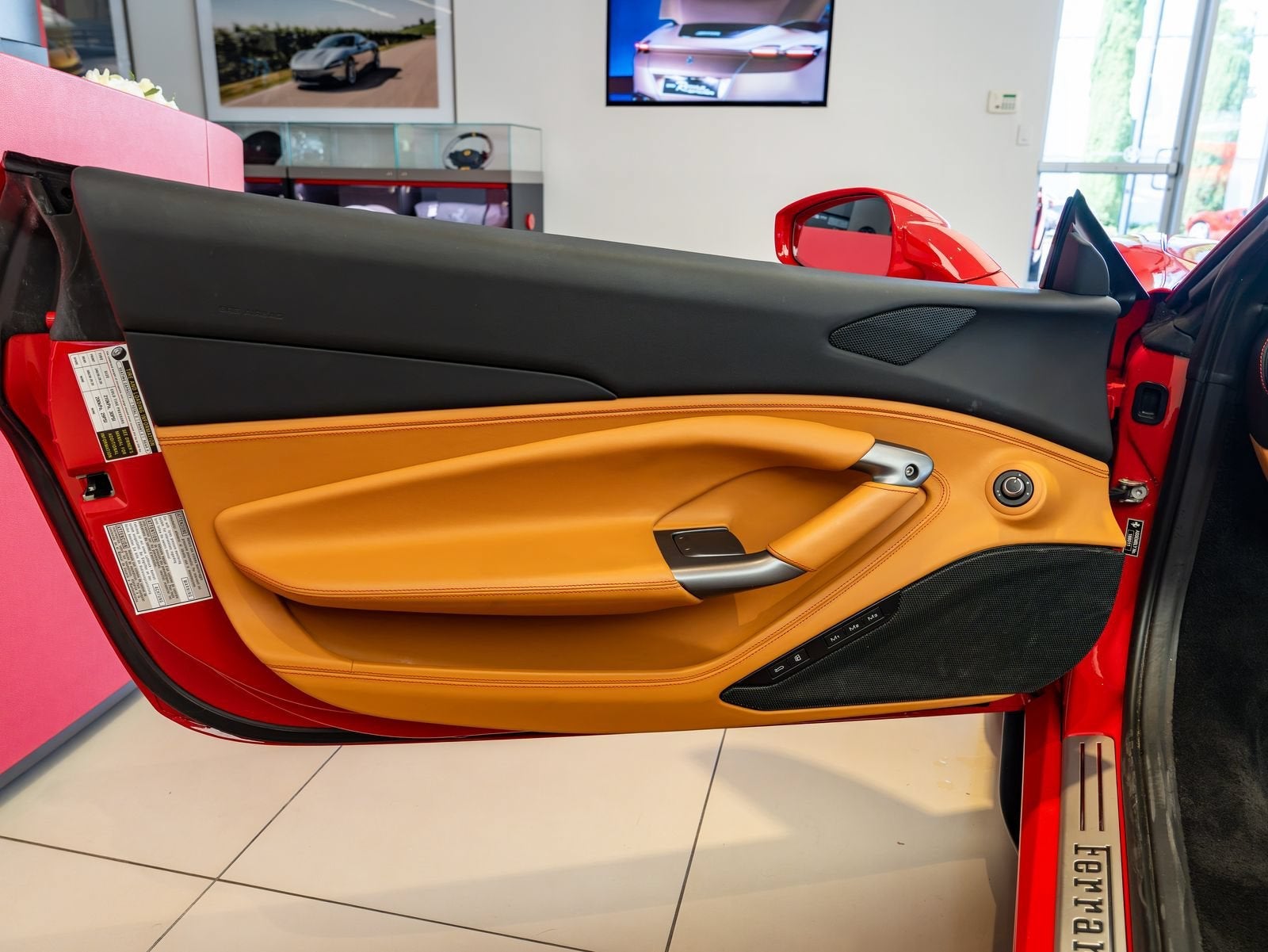 2021 Ferrari F8 Spider Base