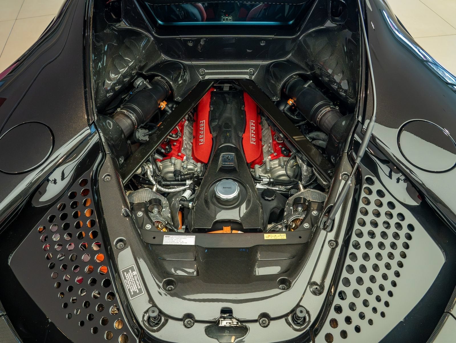 2021 Ferrari SF90 Stradale Base