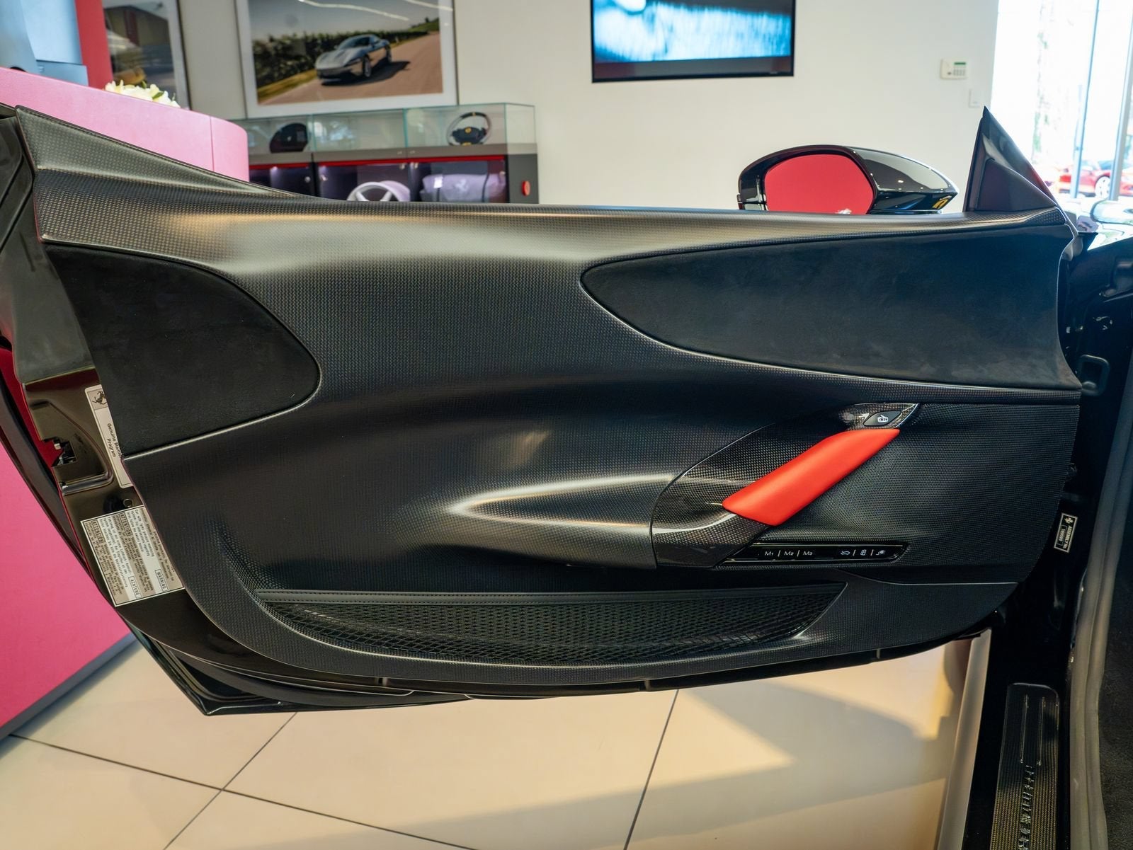 2021 Ferrari SF90 Stradale Base