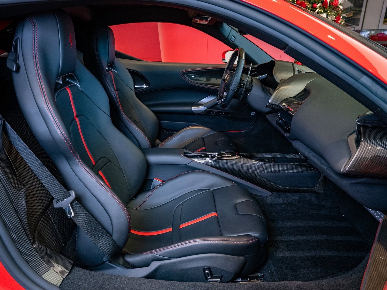 2021 Ferrari SF90 Stradale Base