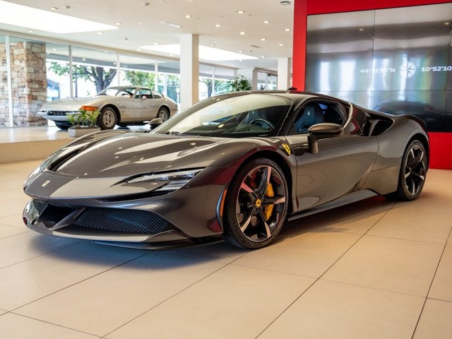 2023 Ferrari SF90 Stradale Base