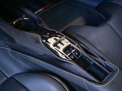 2022 Ferrari SF90 Stradale Base