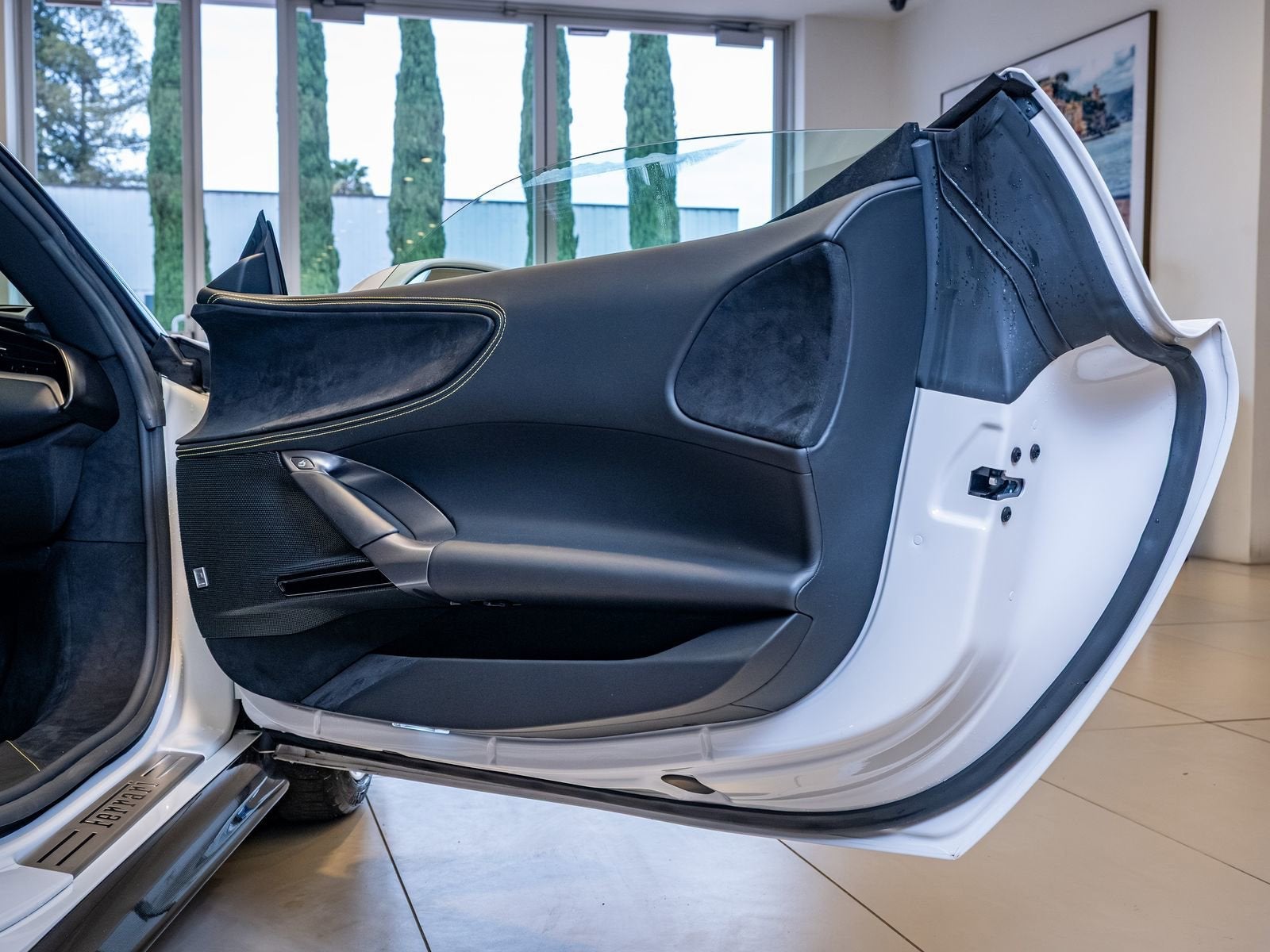 2022 Ferrari SF90 Stradale Base