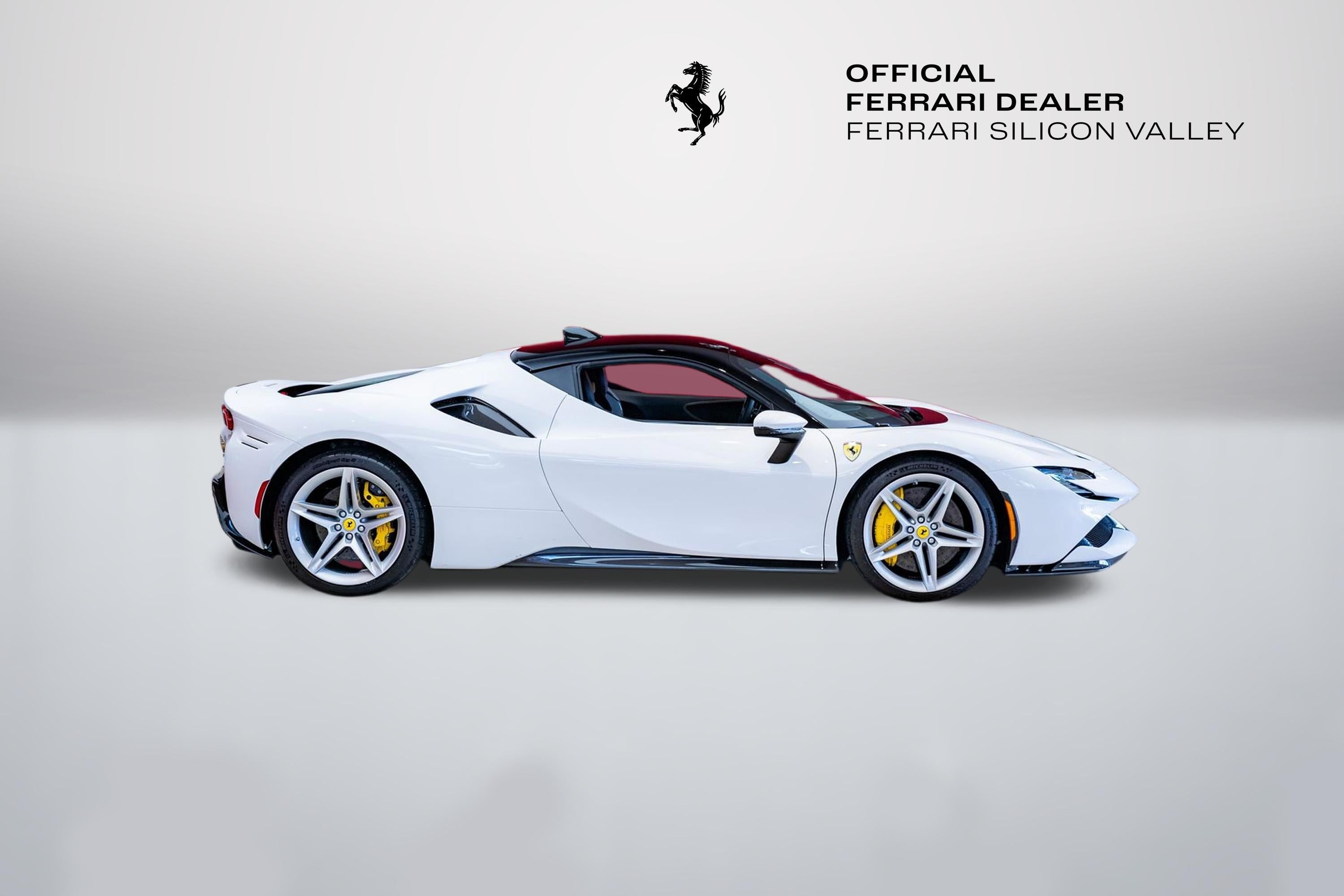 2022 Ferrari SF90 Stradale Base