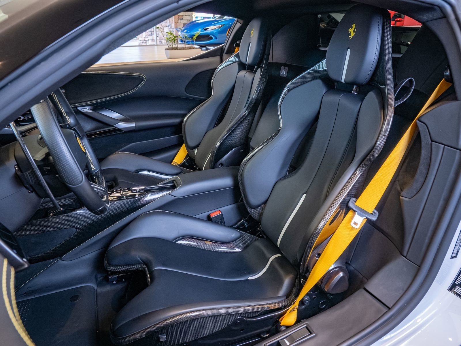 2022 Ferrari SF90 Stradale Base