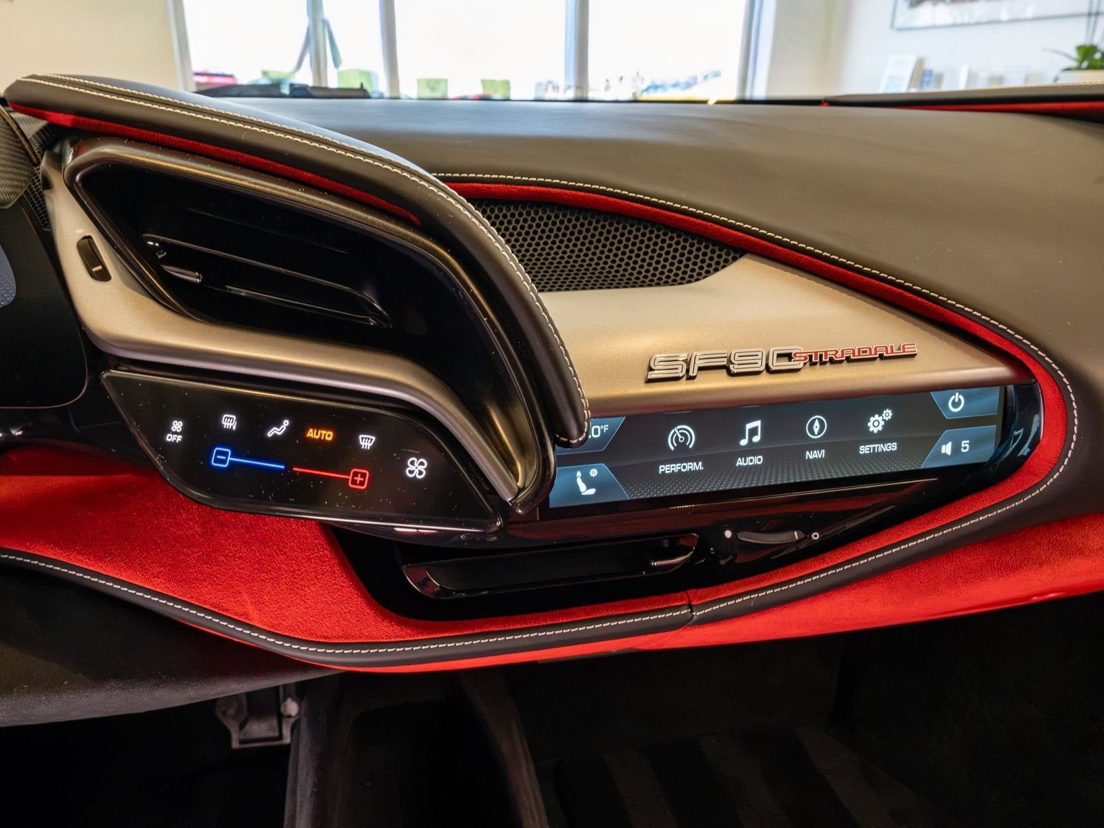 2021 Ferrari SF90 Stradale Base