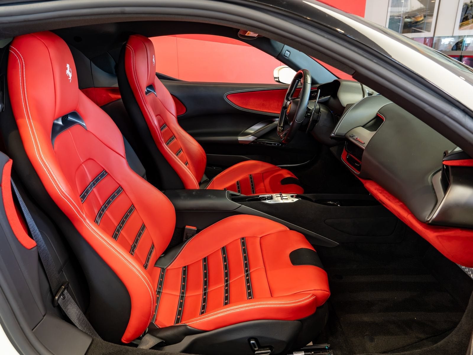 2021 Ferrari SF90 Stradale Base