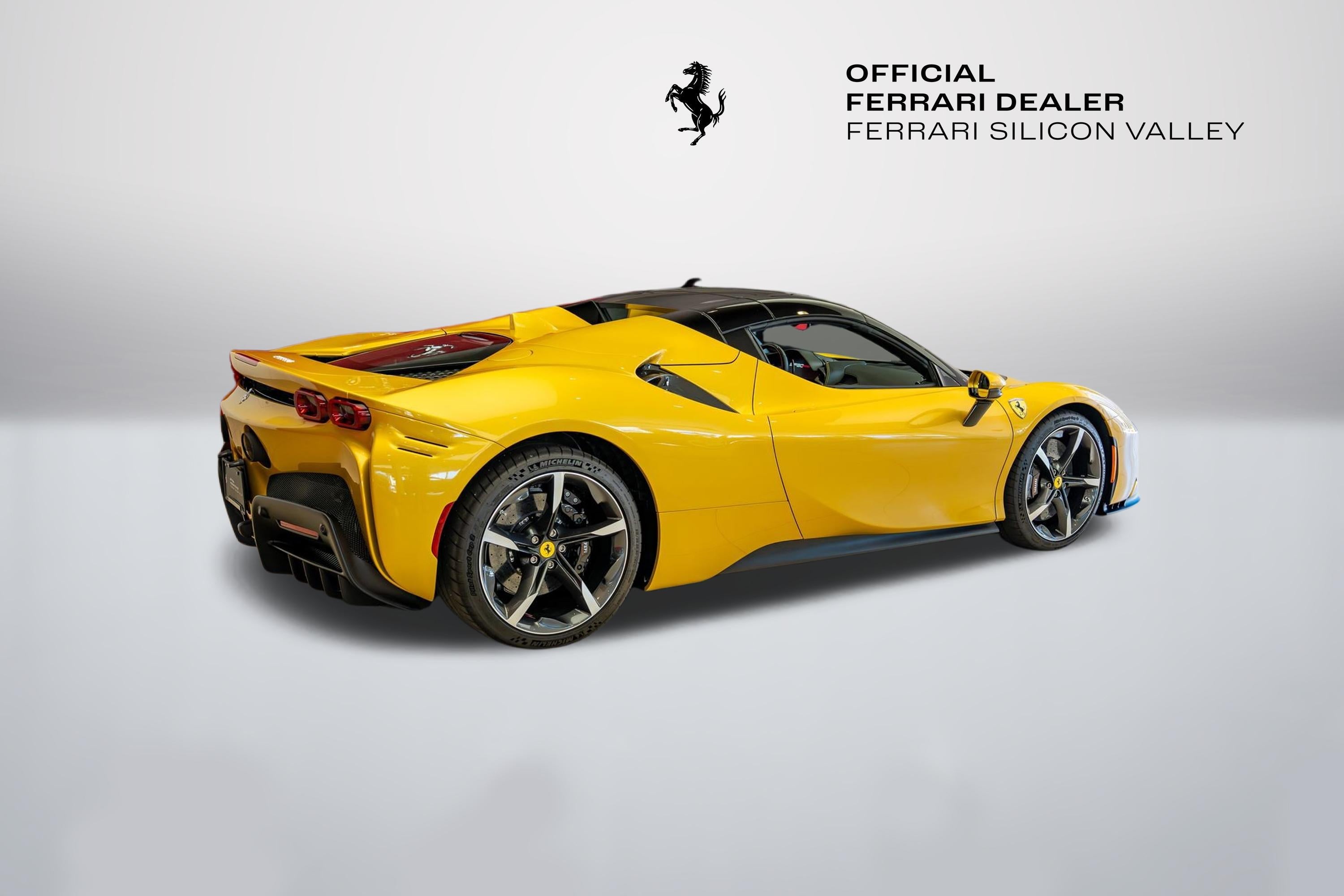2023 Ferrari SF90 Spider Base