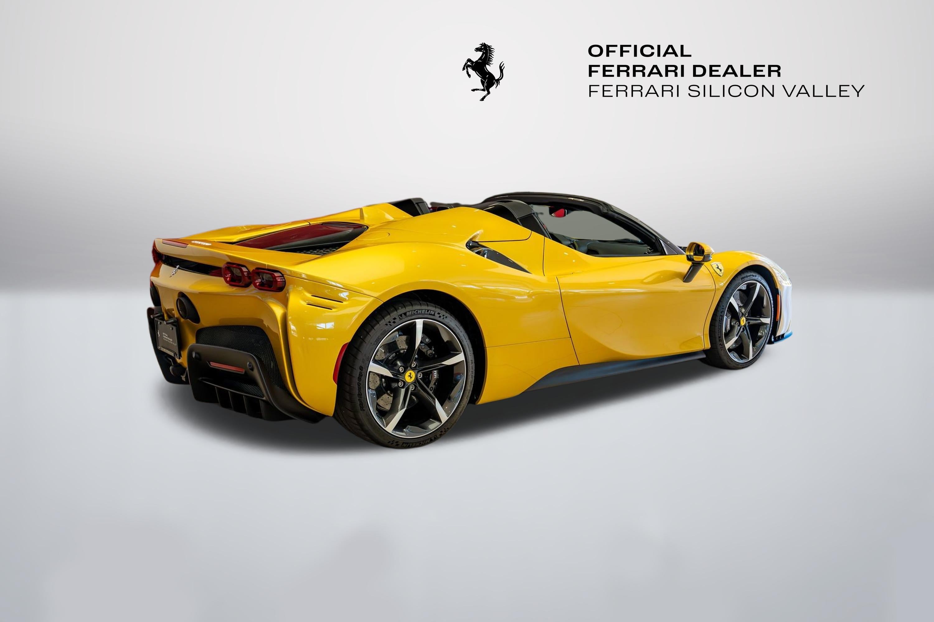 2023 Ferrari SF90 Spider Base