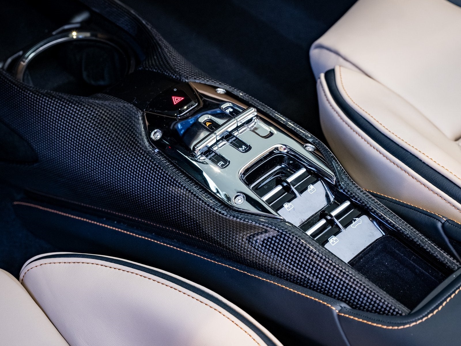 2025 Ferrari SF90 Spider Base