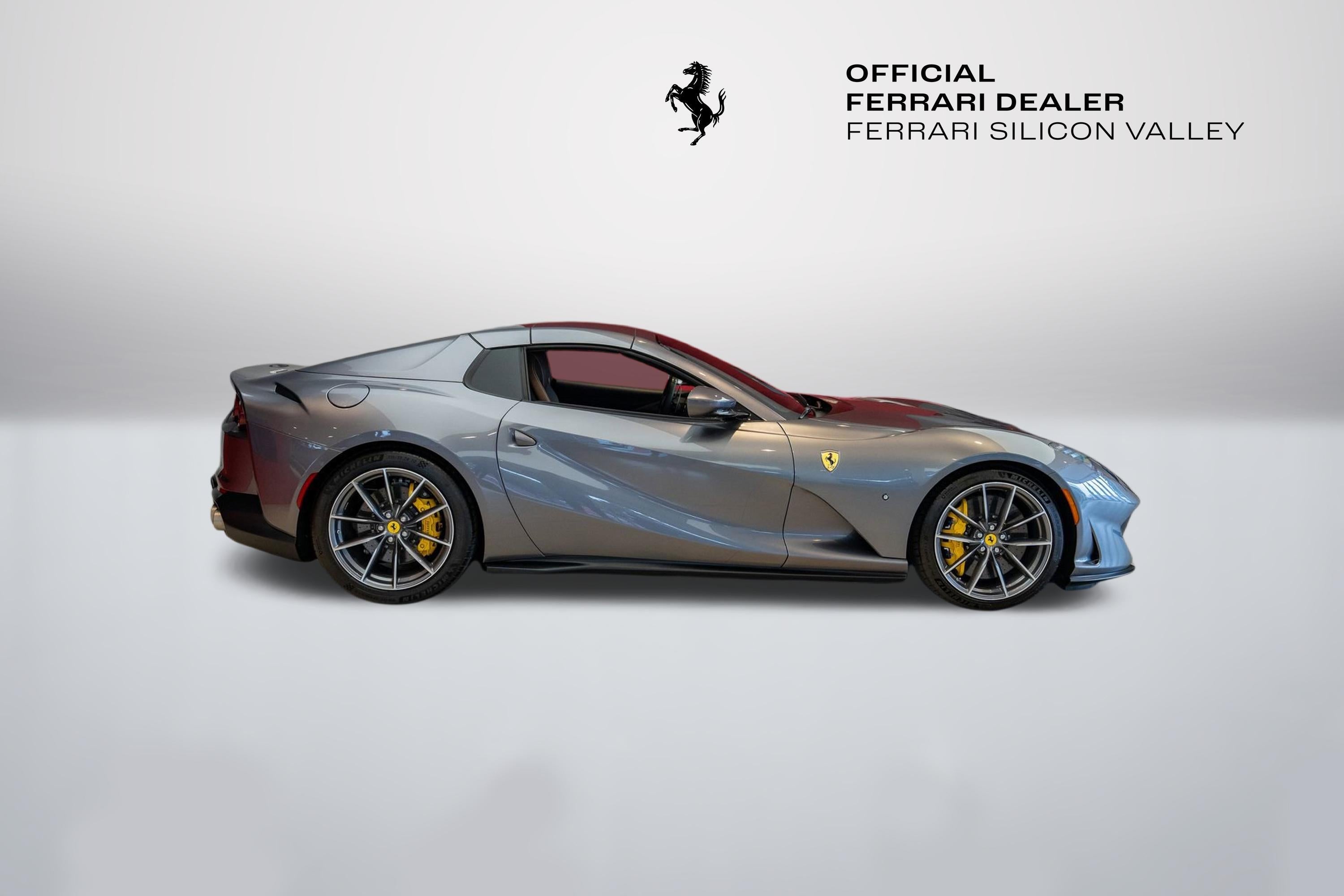 2022 Ferrari 812 GTS Base