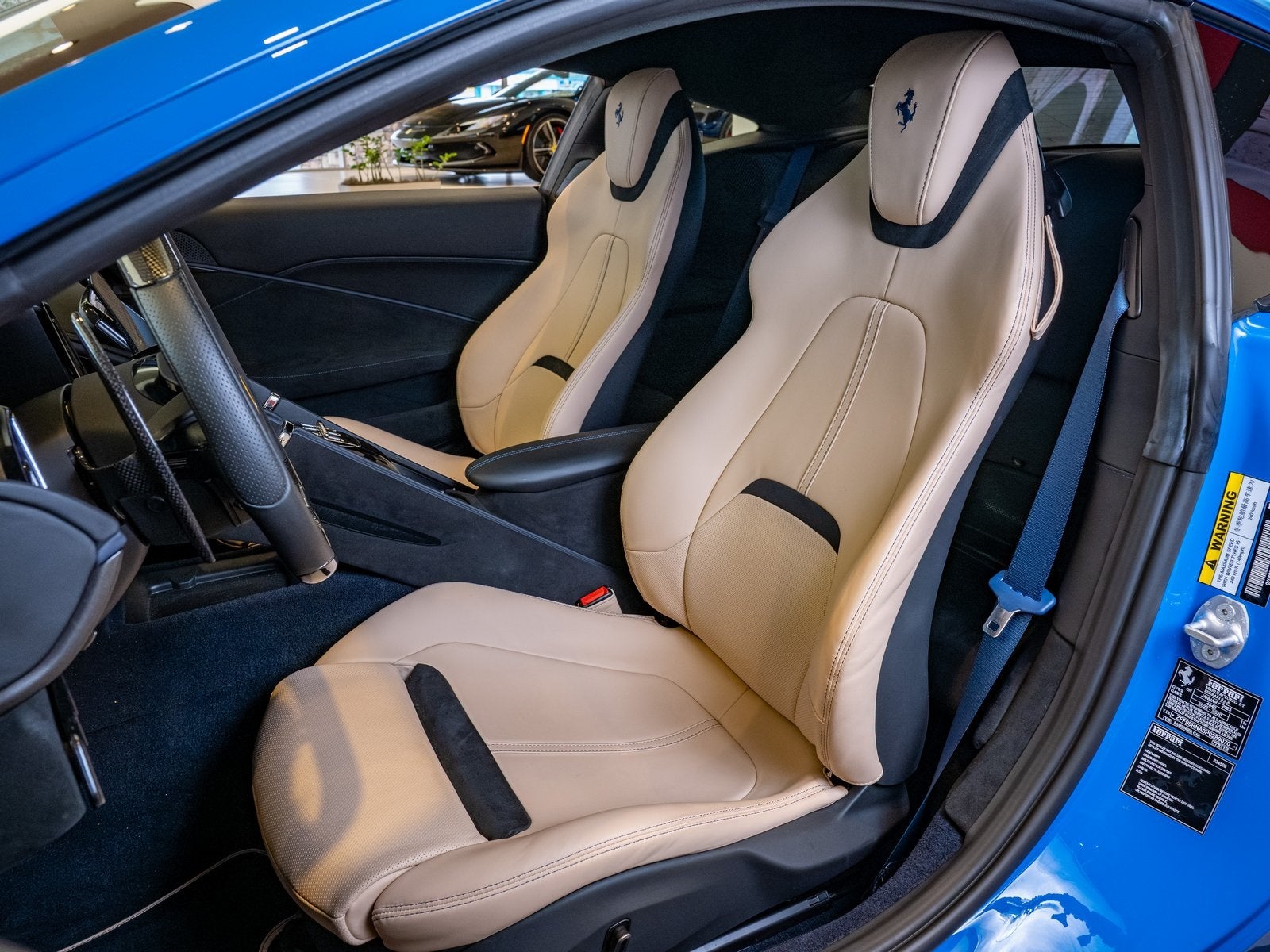 2023 Ferrari Roma Base