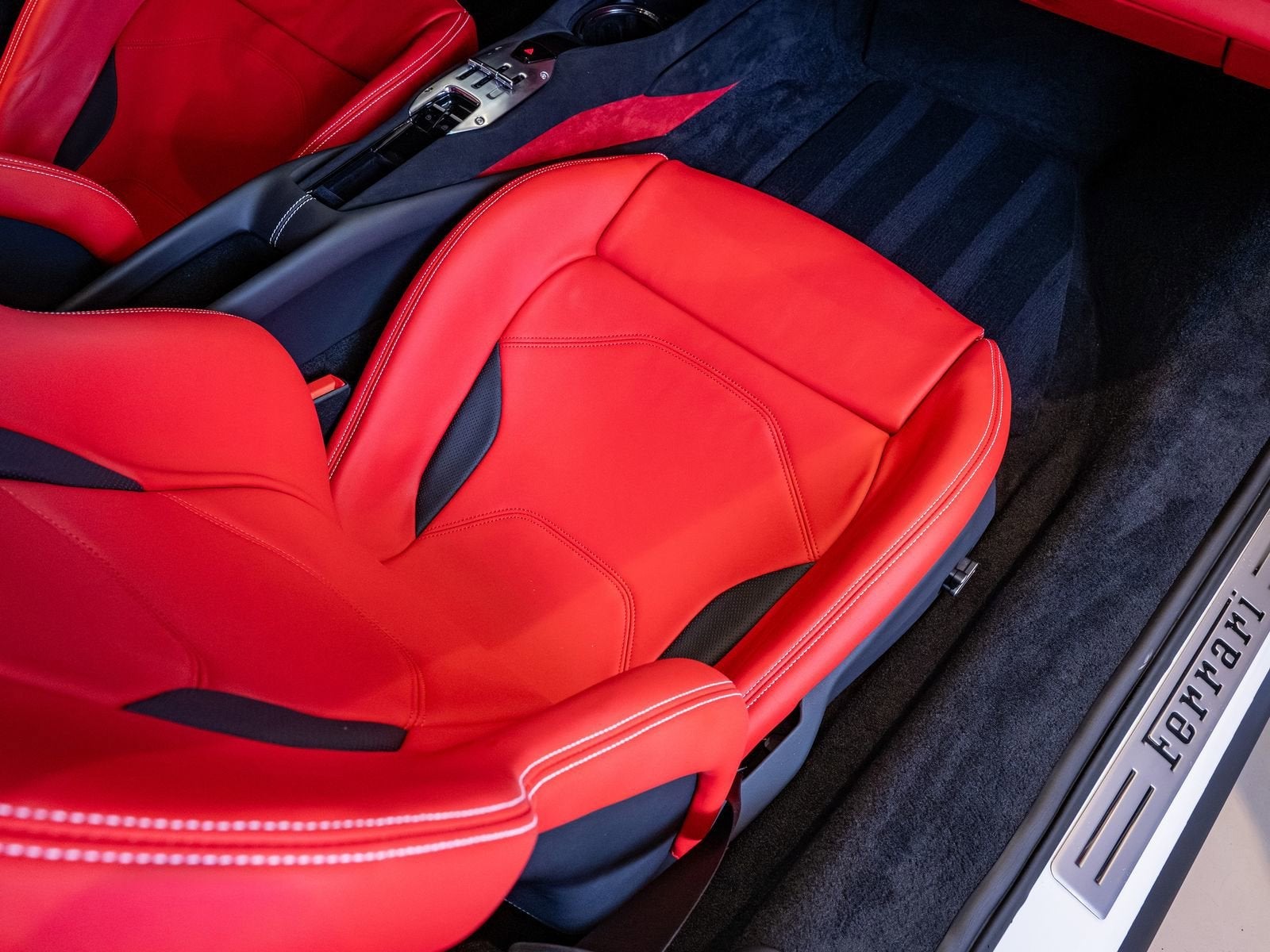 2024 Ferrari 296 GTB Base