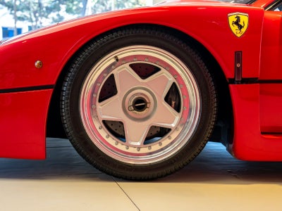 1992 Ferrari F40 Base