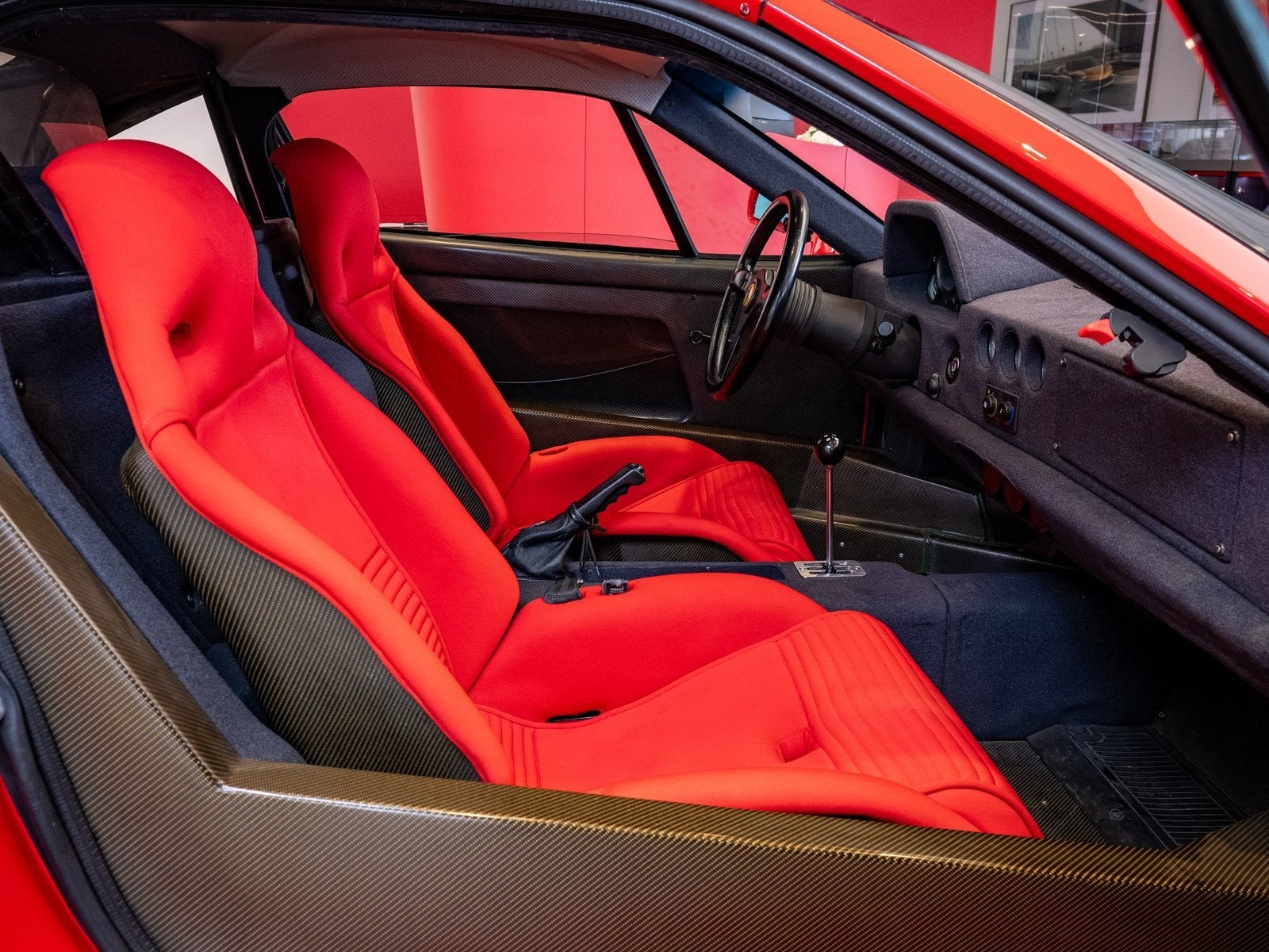 1990 Ferrari F40 Base