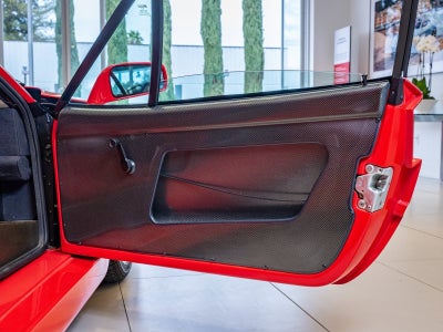 1990 Ferrari F40 Base