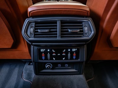 2022 Lamborghini Urus Base