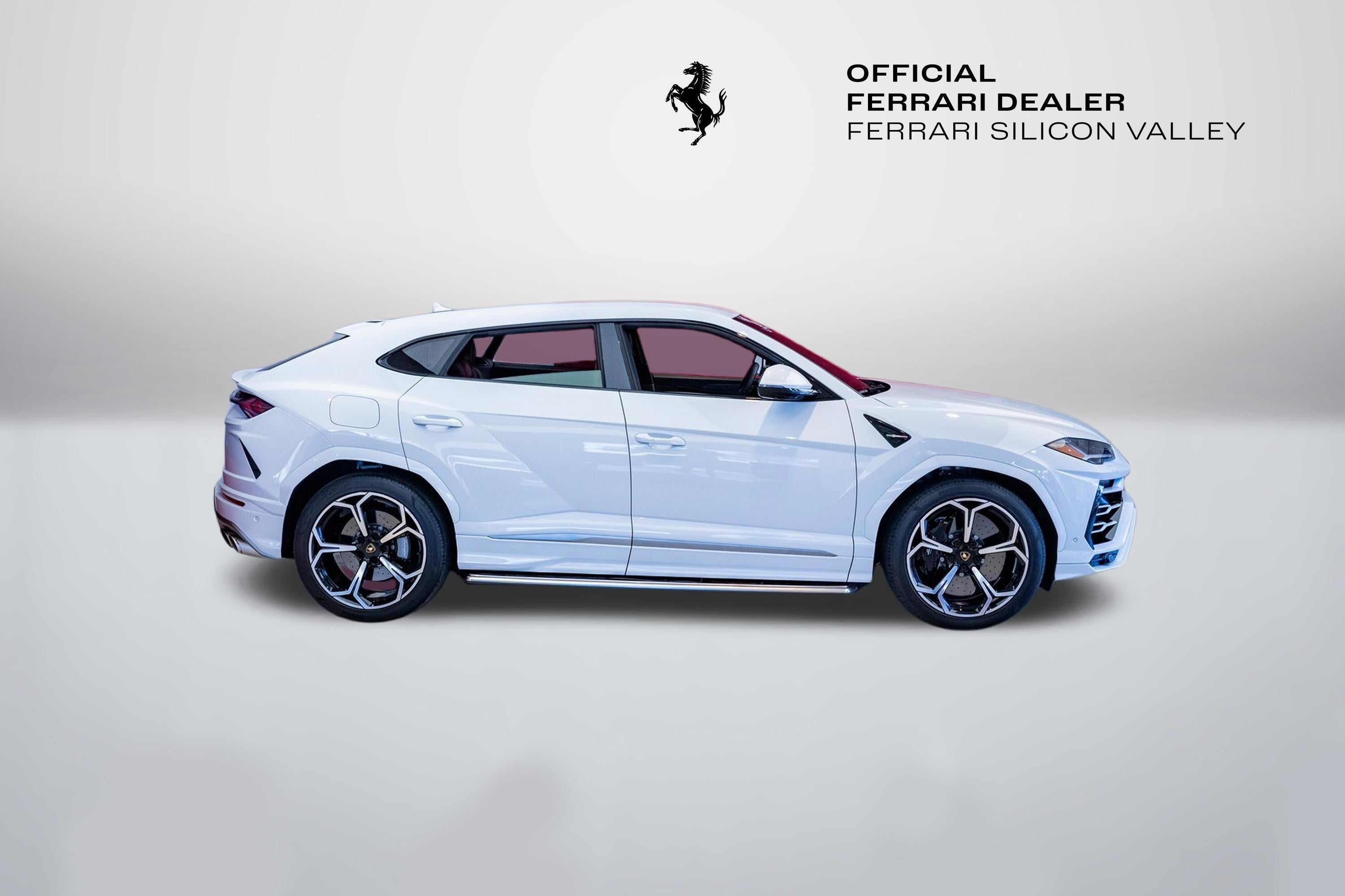 2022 Lamborghini Urus Base