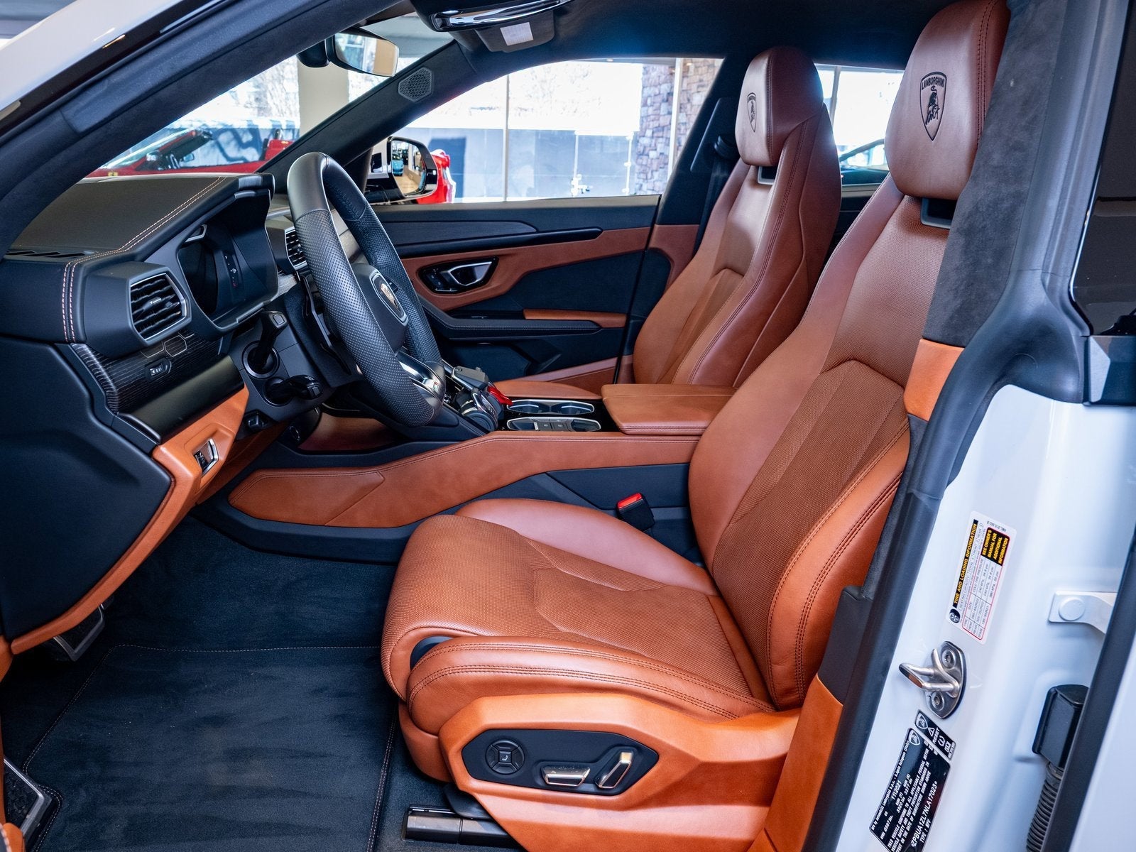 2022 Lamborghini Urus Base