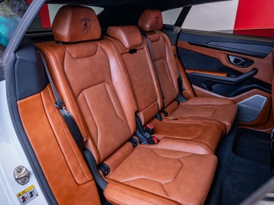 2022 Lamborghini Urus Base