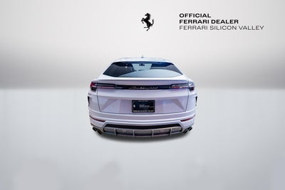 2022 Lamborghini Urus Base