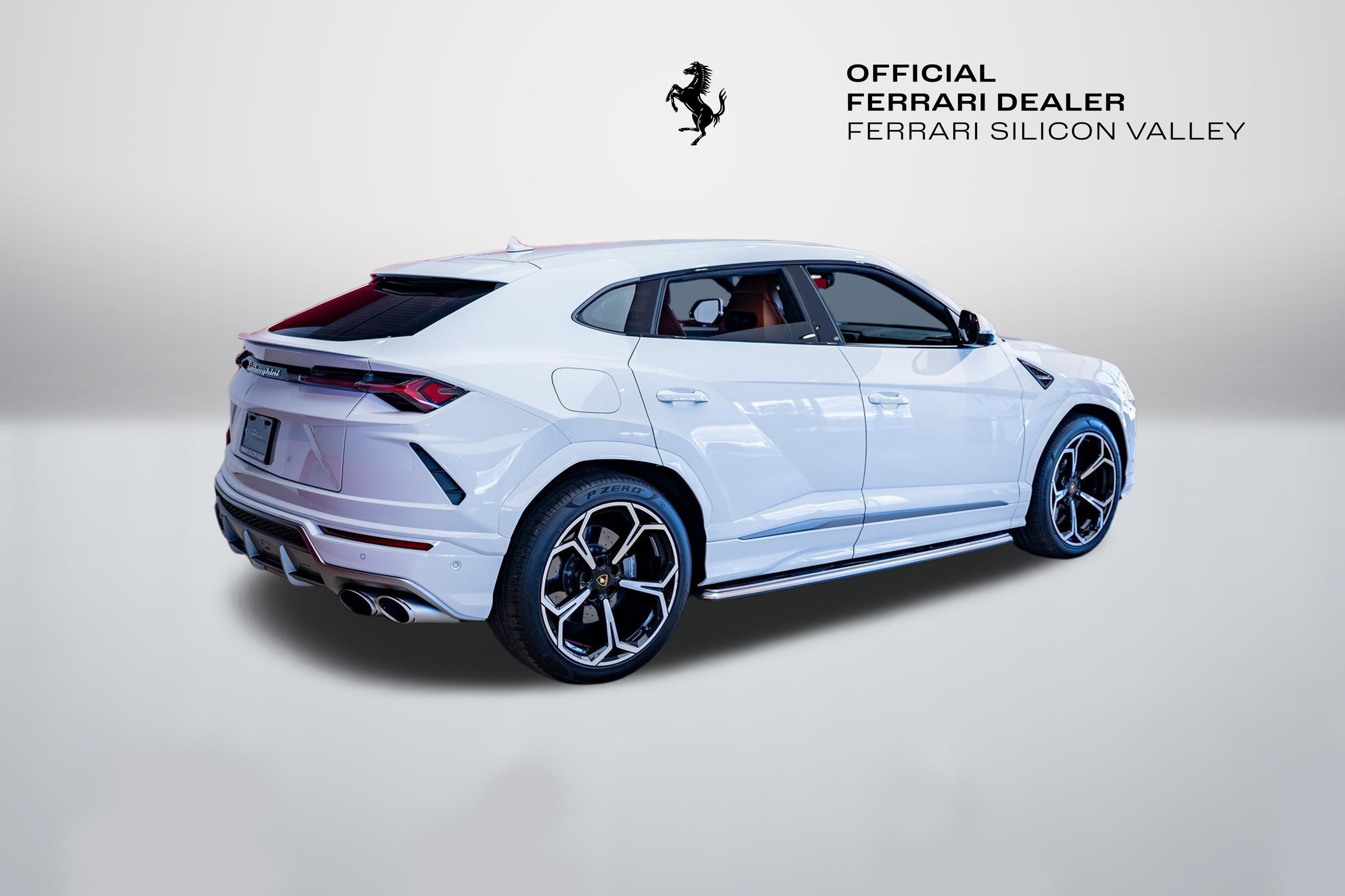 2022 Lamborghini Urus Base