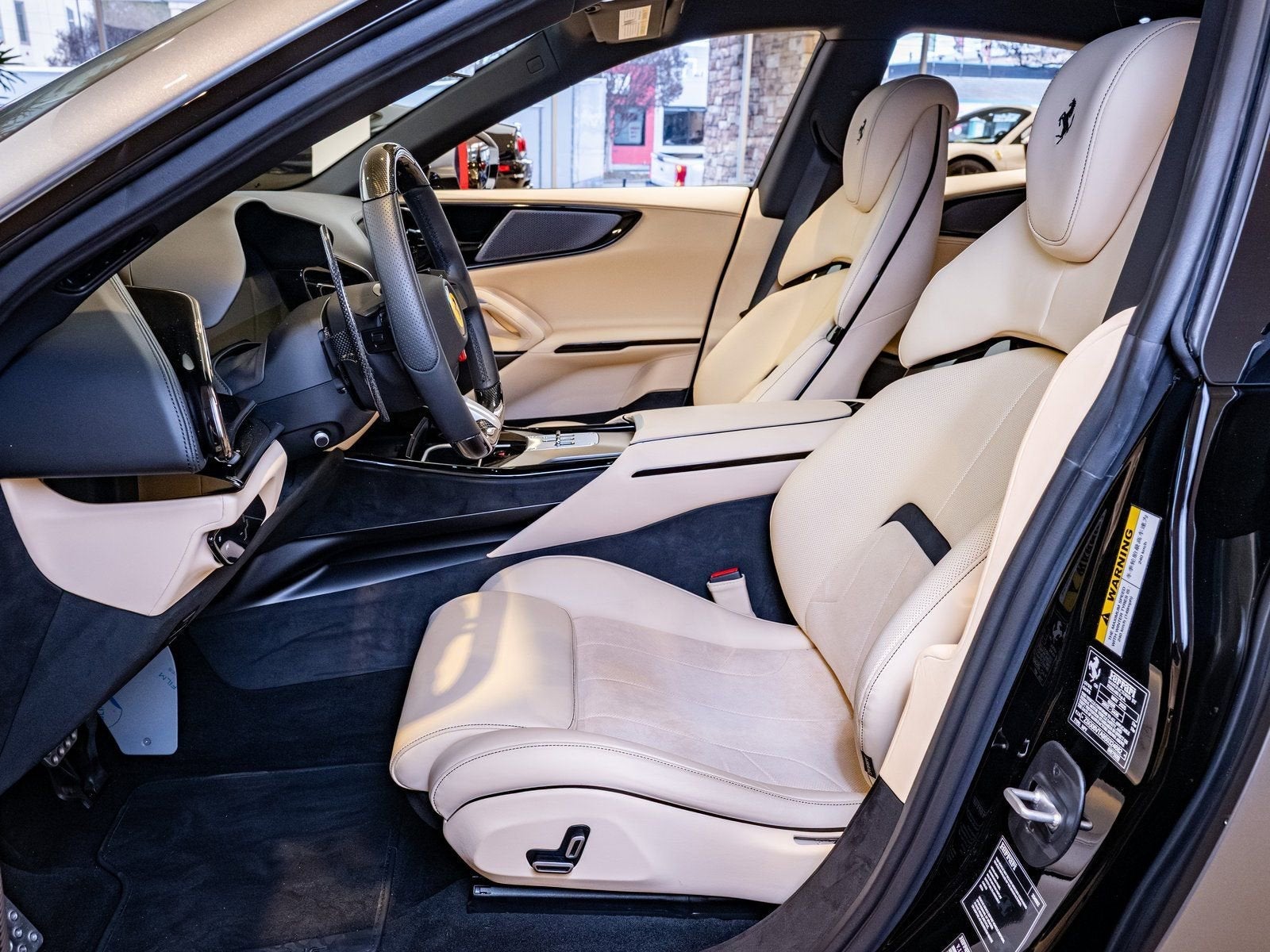 2025 Ferrari Purosangue Base